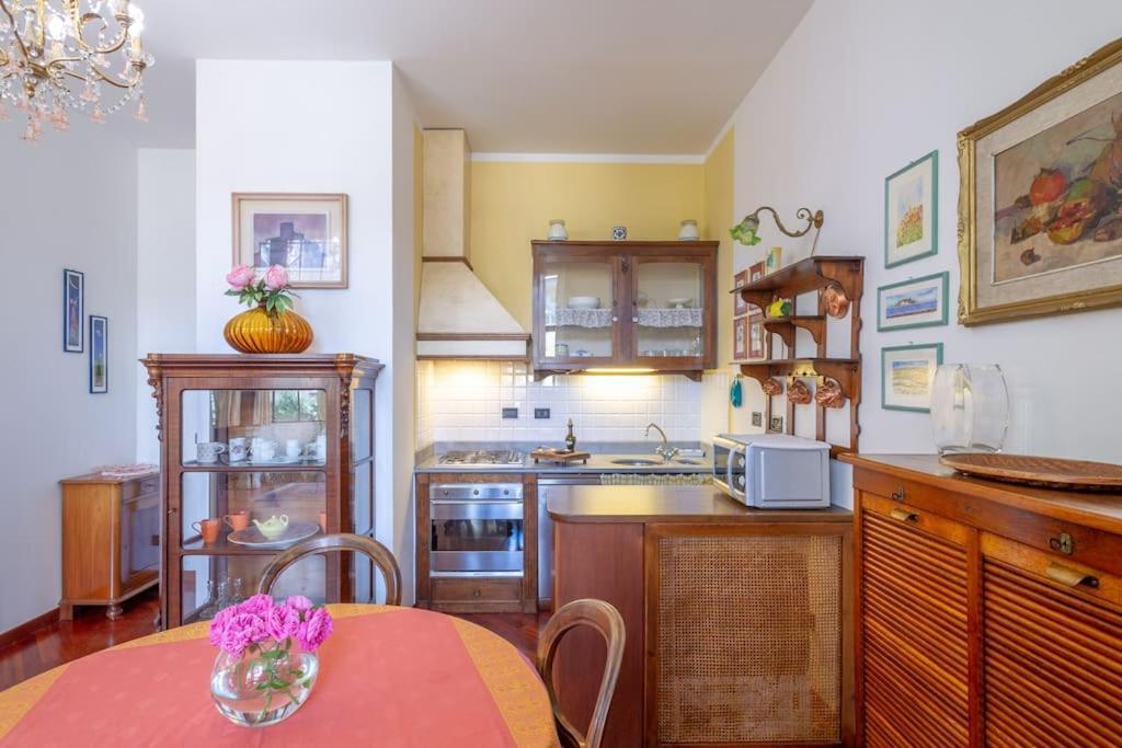 Liberty Veranda W/ Pvt Parking & Garden. Tram Stop